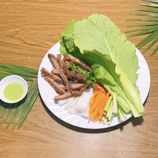 Bò Cuốn Cải Xanh