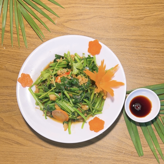 Cải Xào Tỏi 